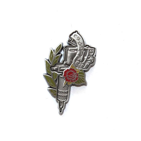 Enamel Pin Custom Lapel Barber The Traditional Tattoo Pin - Picture 1 of 3